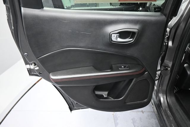 Used 2019 Jeep Compass Trailhawk AWD/4WD image 75