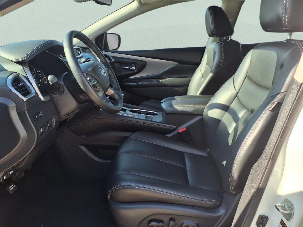 Used 2023 Nissan Murano SV w/ SV Midnight Edition Package FWD image 12