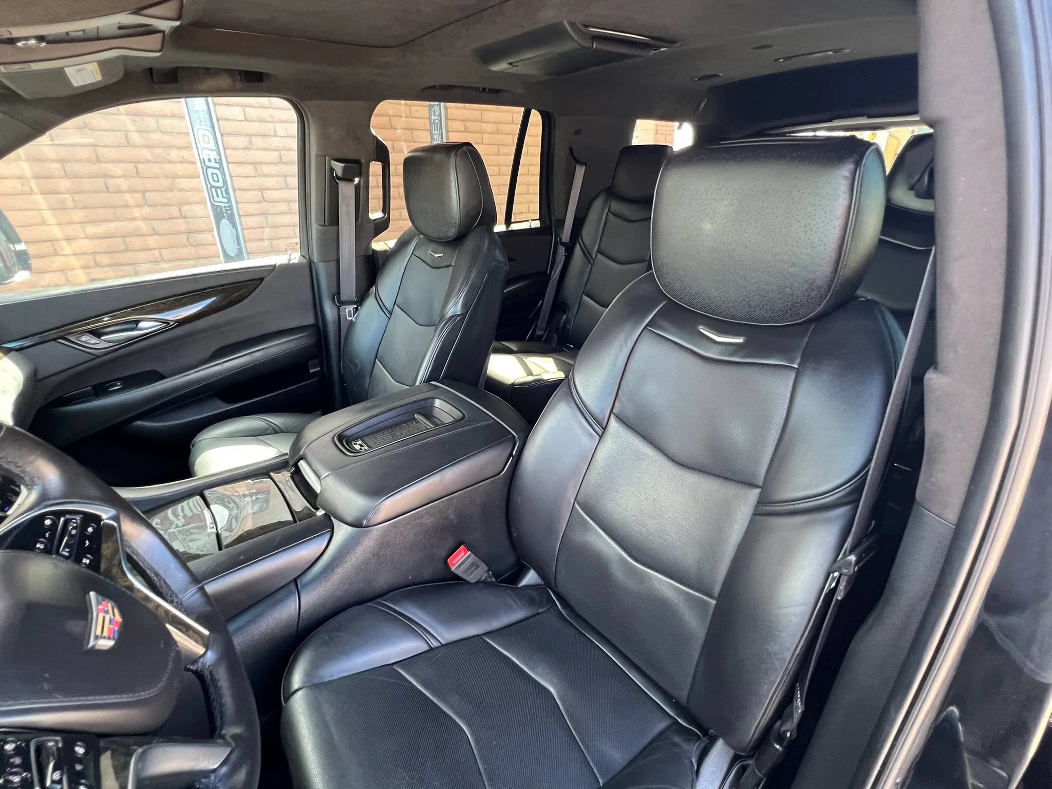 Used 2016 Cadillac Escalade Platinum AWD/4WD image 15
