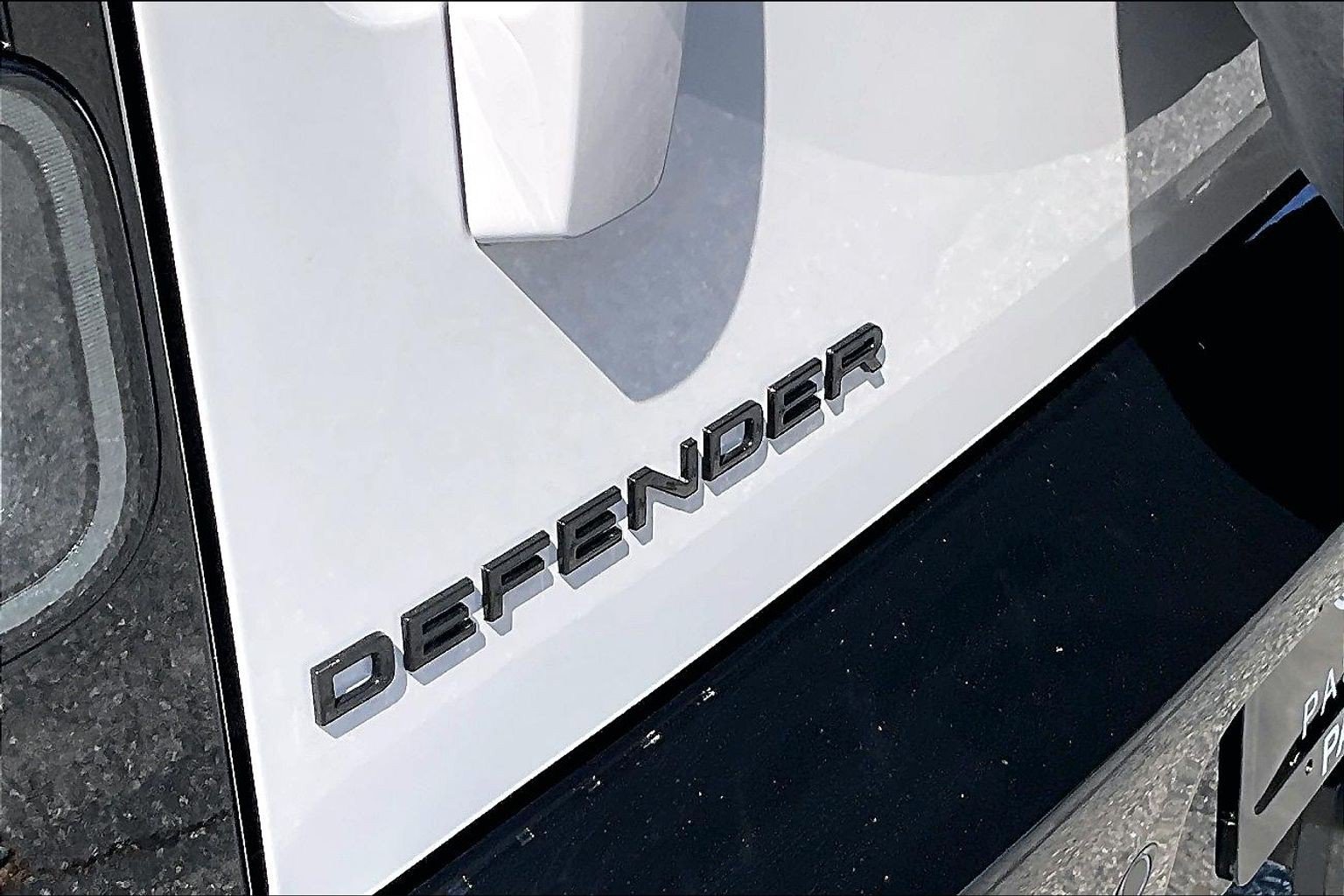 New 2026 Land Rover Defender 110 S AWD/4WD image 9