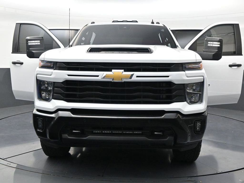 Used 2025 Chevrolet Silverado 2500 Custom w/ Custom Value Package AWD/4WD image 34