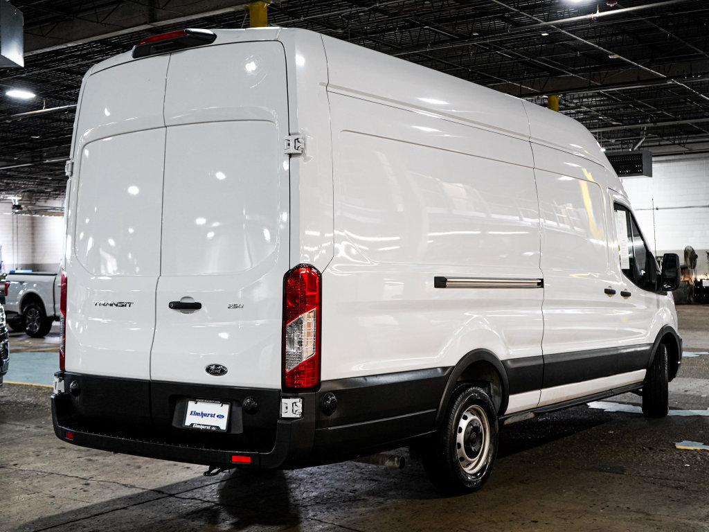 Used 2025 Ford Transit 250 148 High Roof Extended w/ Load Area Protection Package RWD image 7