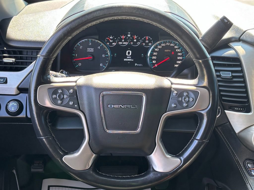 Used 2020 GMC Yukon XL Denali w/ Denali Ultimate Package AWD/4WD image 27