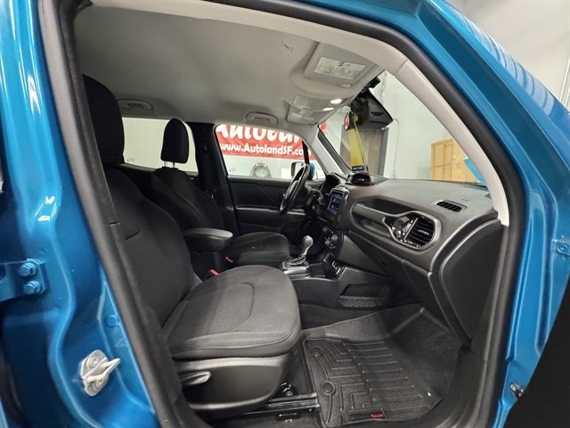 Used 2019 Jeep Renegade Altitude w/ Quick Order Package 2XM FWD image 9