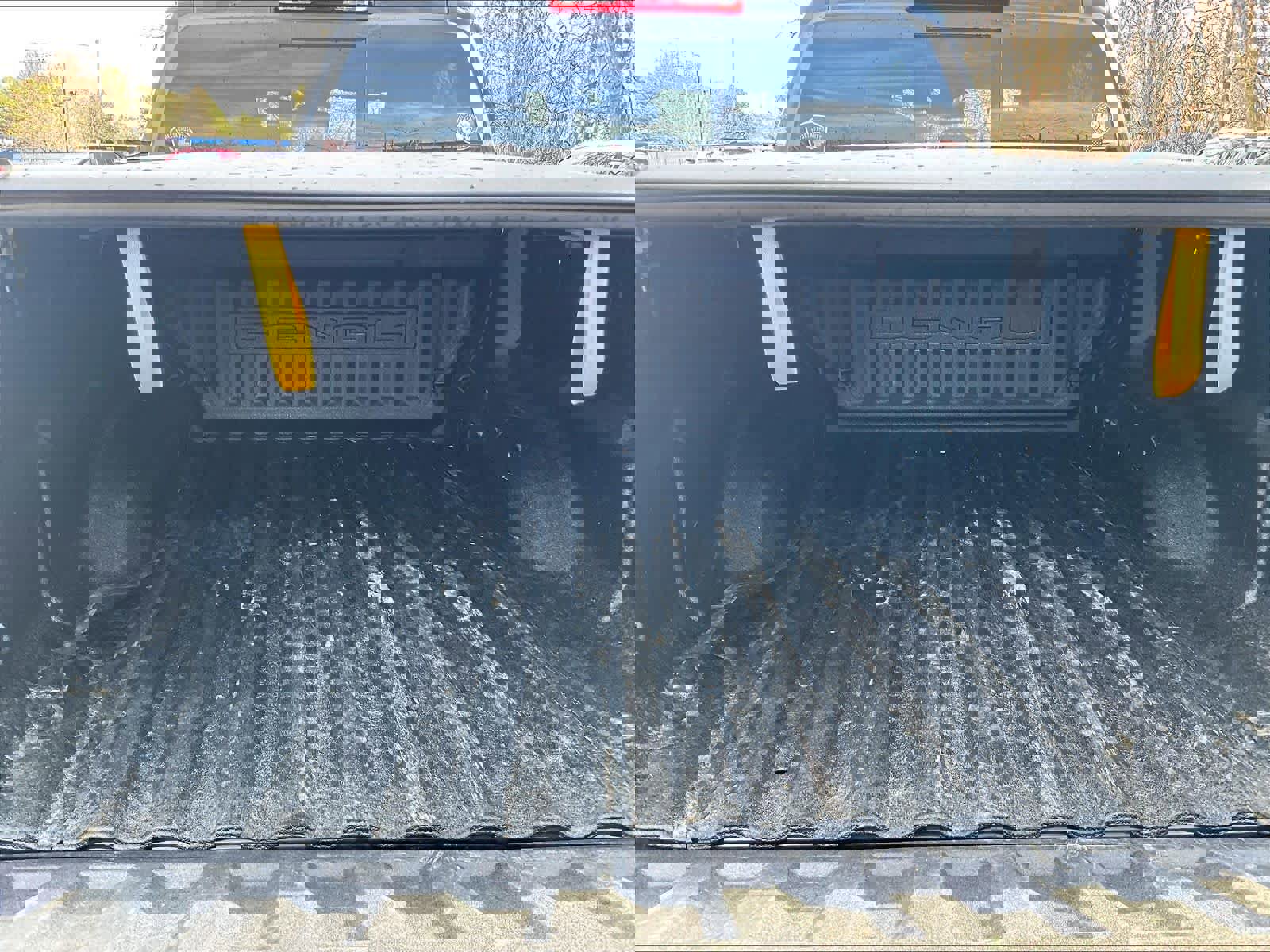 Used 2024 GMC Canyon Denali image 30