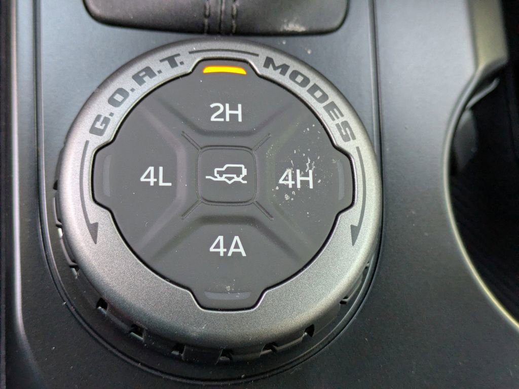 New 2025 Ford Bronco Badlands image 25