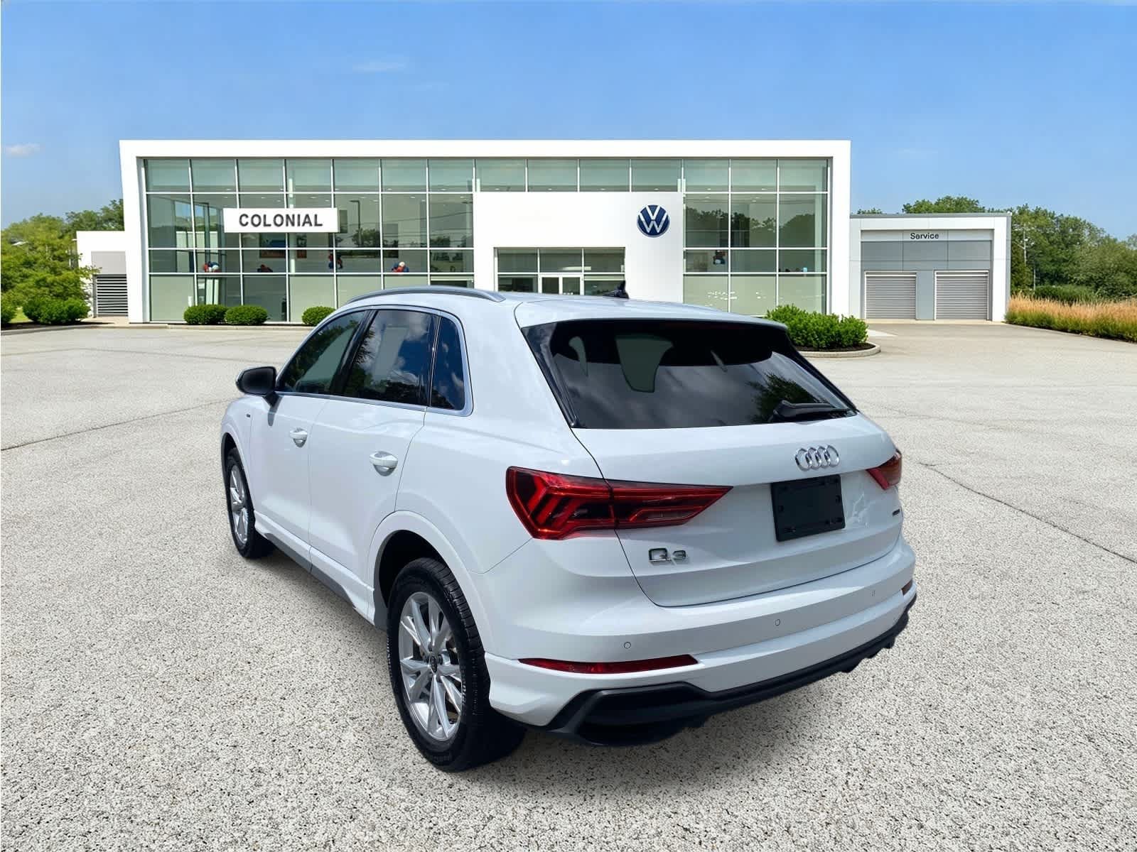 Used 2025 Audi Q3 2.0T Premium AWD/4WD image 3
