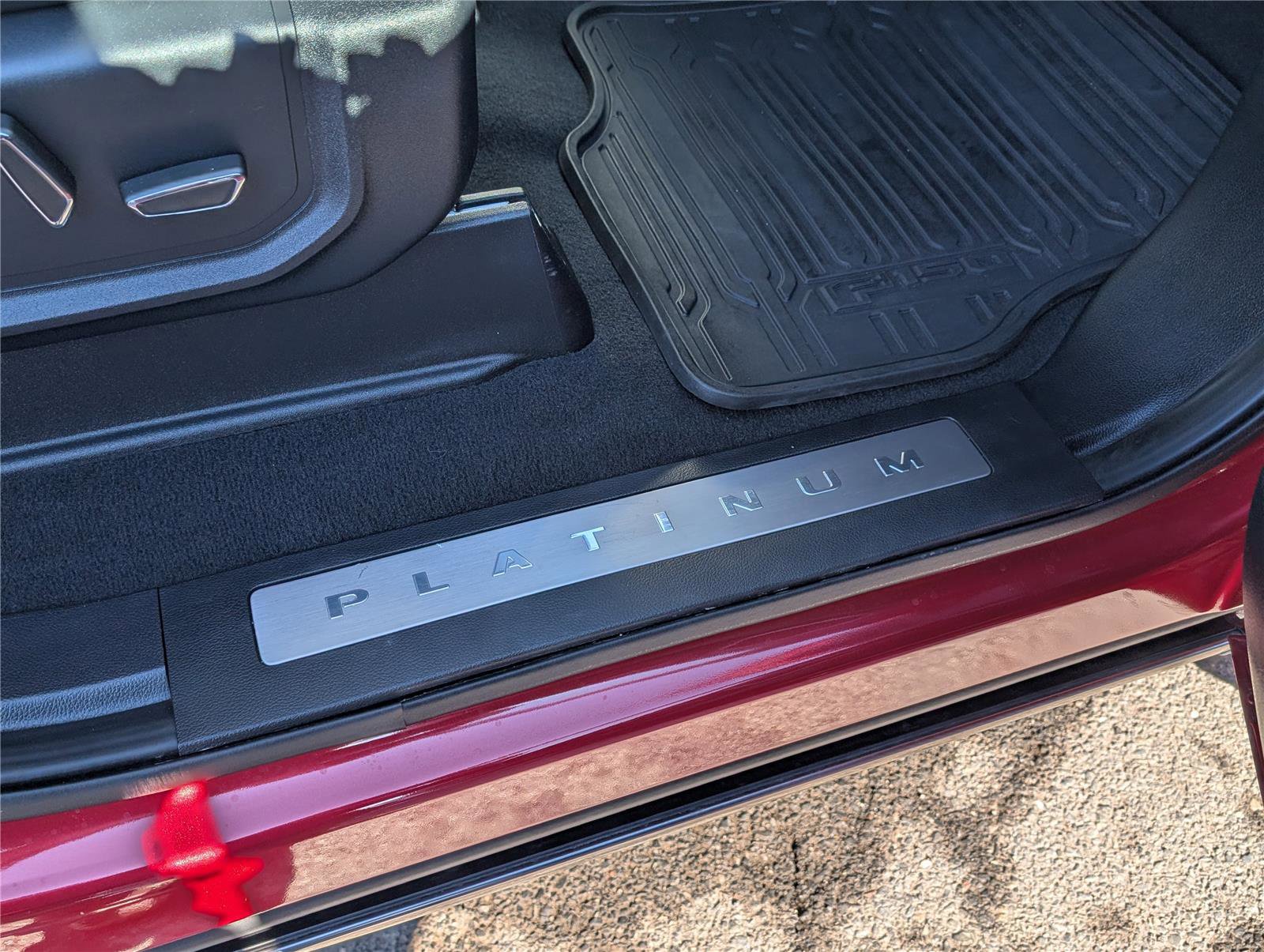 Used 2021 Ford F350 Platinum image 11