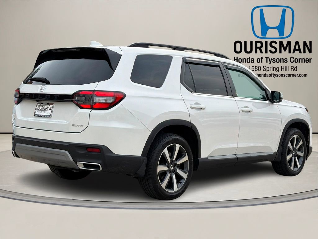 Used 2023 Honda Pilot Elite image 4