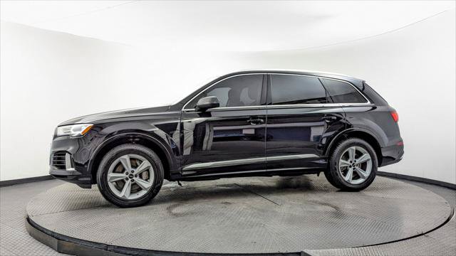 Used 2022 Audi Q7 3.0T Premium w/ Convenience Package AWD/4WD image 3