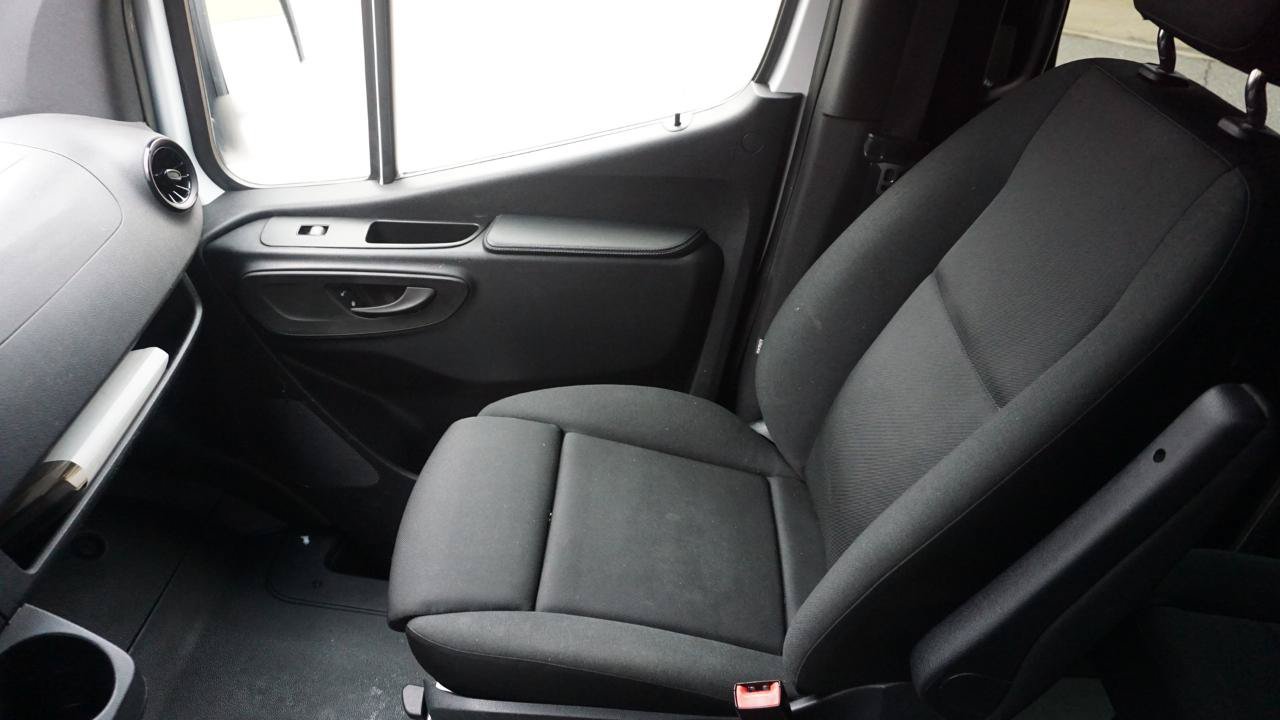 Used 2019 Mercedes-Benz Sprinter 2500 w/ Driver Convenience Package image 17