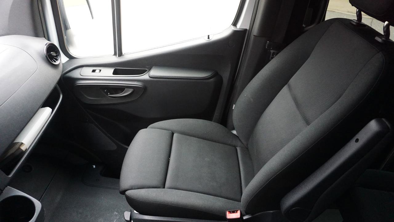 Used 2019 Mercedes-Benz Sprinter 2500 w/ Driver Convenience Package image 17