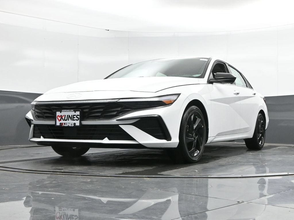 New 2026 Hyundai Elantra SEL Sport Premium FWD image 43