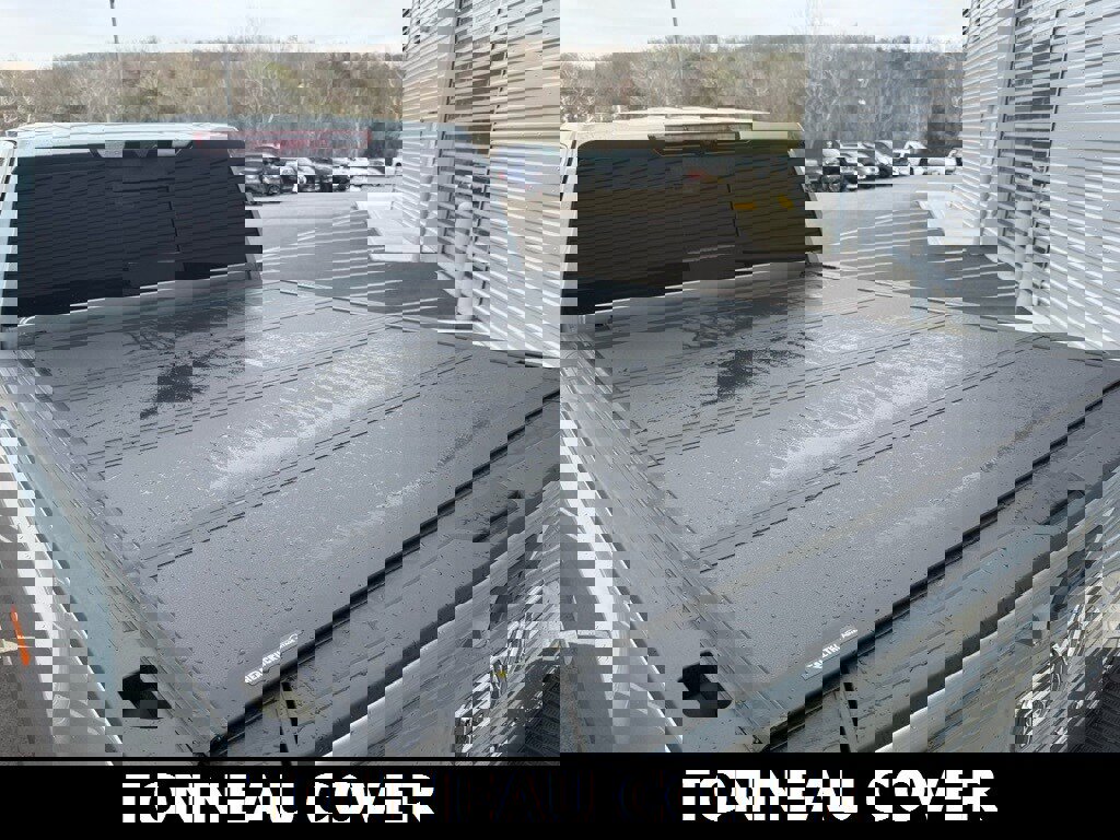 Used 2025 GMC Sierra 2500 Denali Ultimate image 9