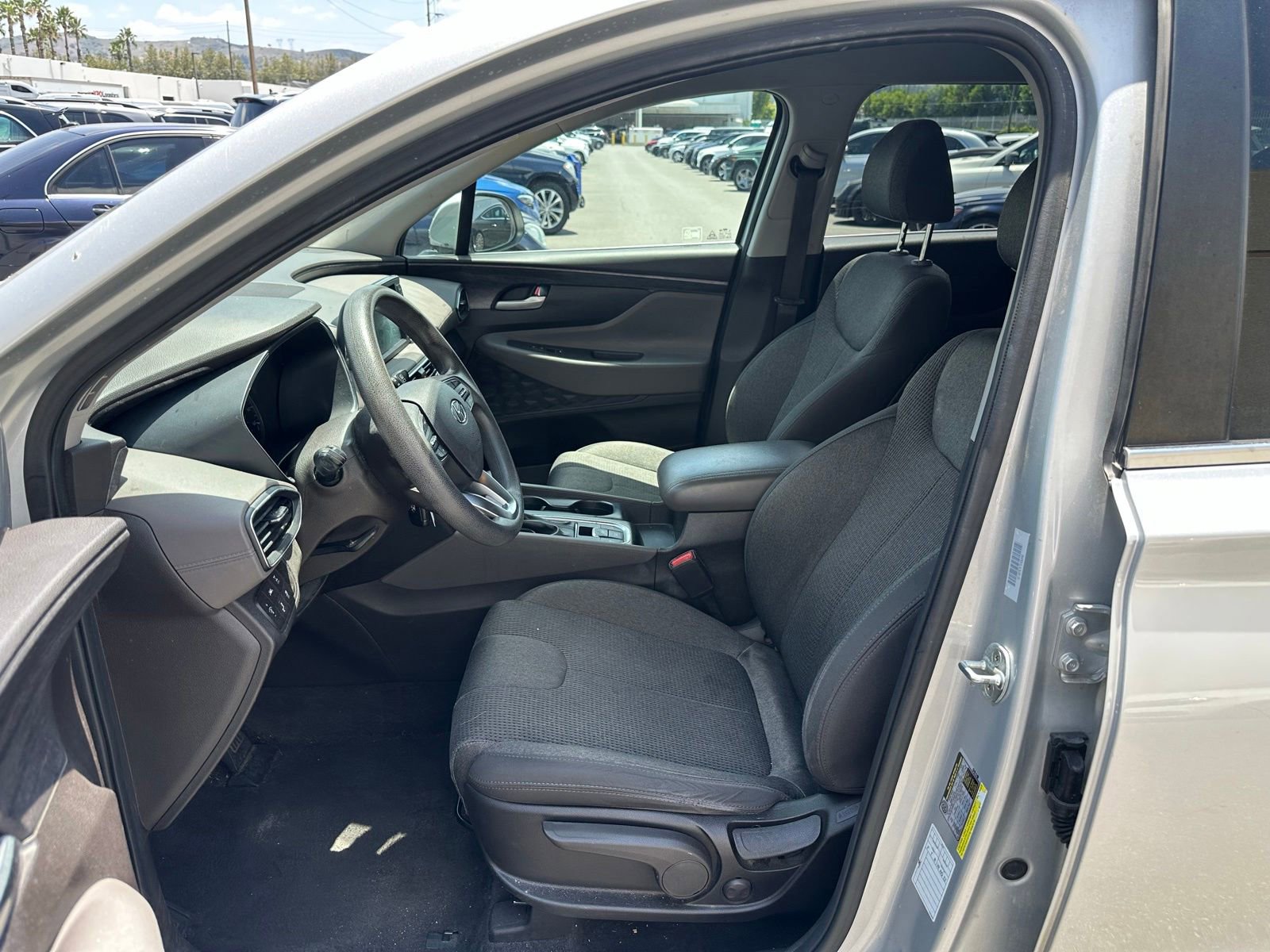 Used 2019 Hyundai Santa Fe SE AWD/4WD image 2