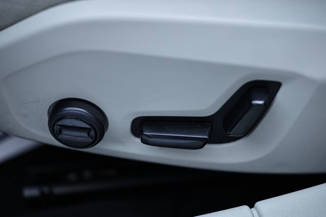 Used 2024 Volvo S60 B5 Core image 21