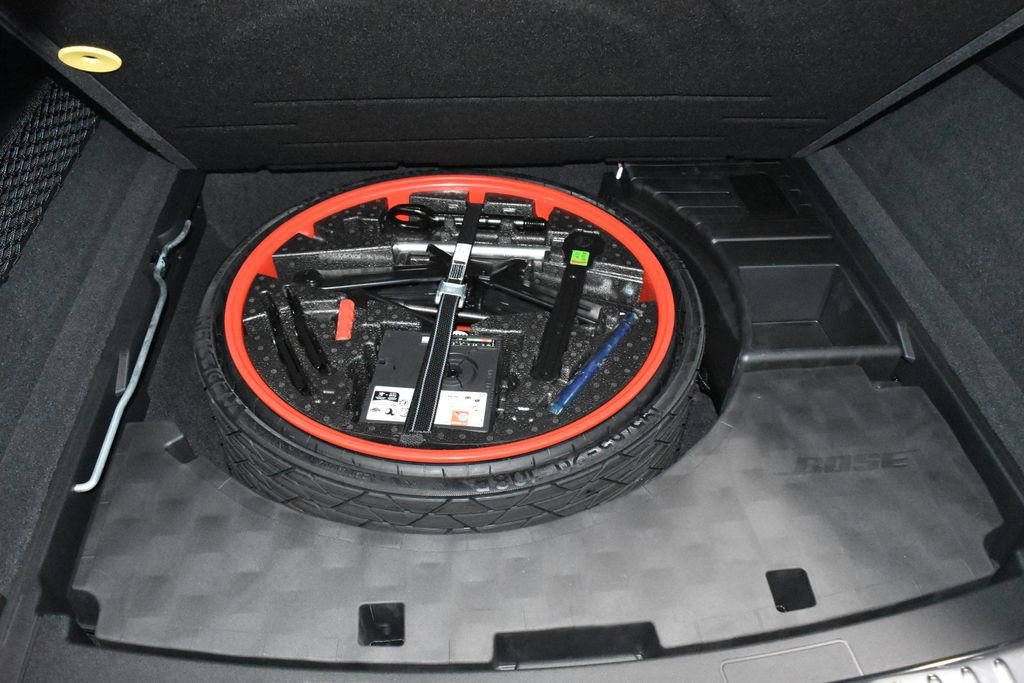 Certified 2024 Porsche Cayenne Turbo GT image 33