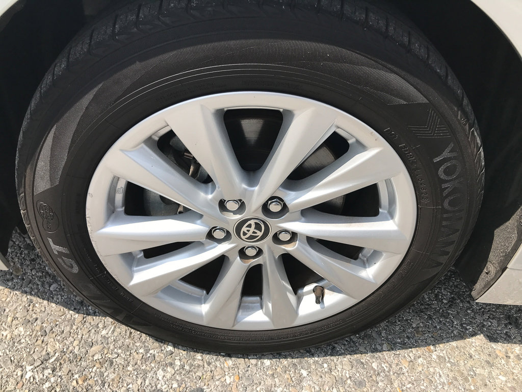 Certified 2024 Toyota Corolla SE w/ SE Package FWD image 11