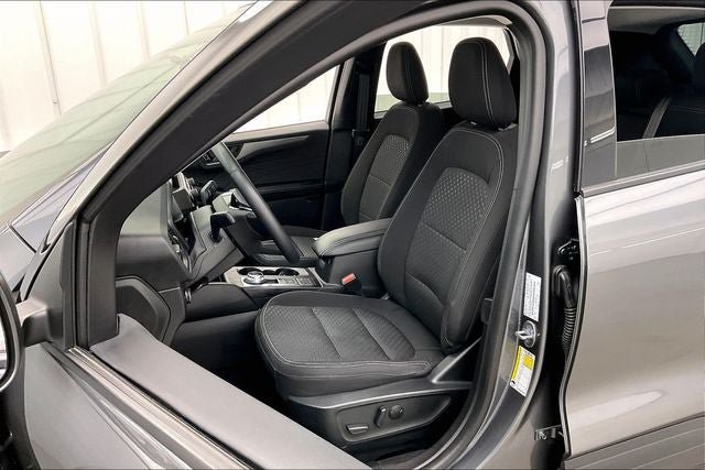 Used 2023 Ford Escape Active AWD/4WD image 8
