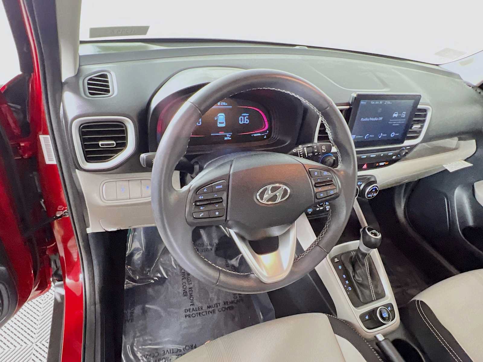 Certified 2026 Hyundai Venue SEL FWD image 11