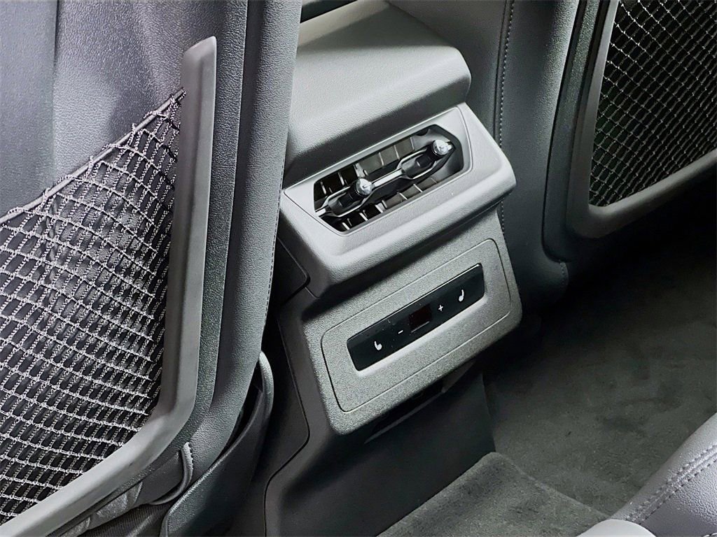 New 2025 Audi A6 e-tron Premium image 20