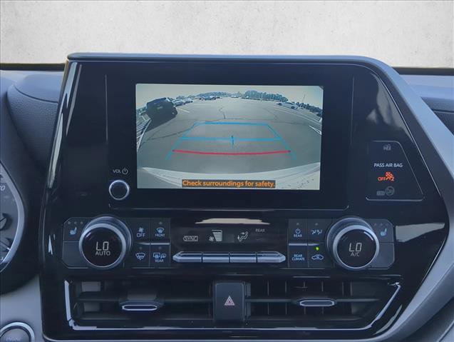 Certified 2025 Toyota Highlander XLE FWD image 18