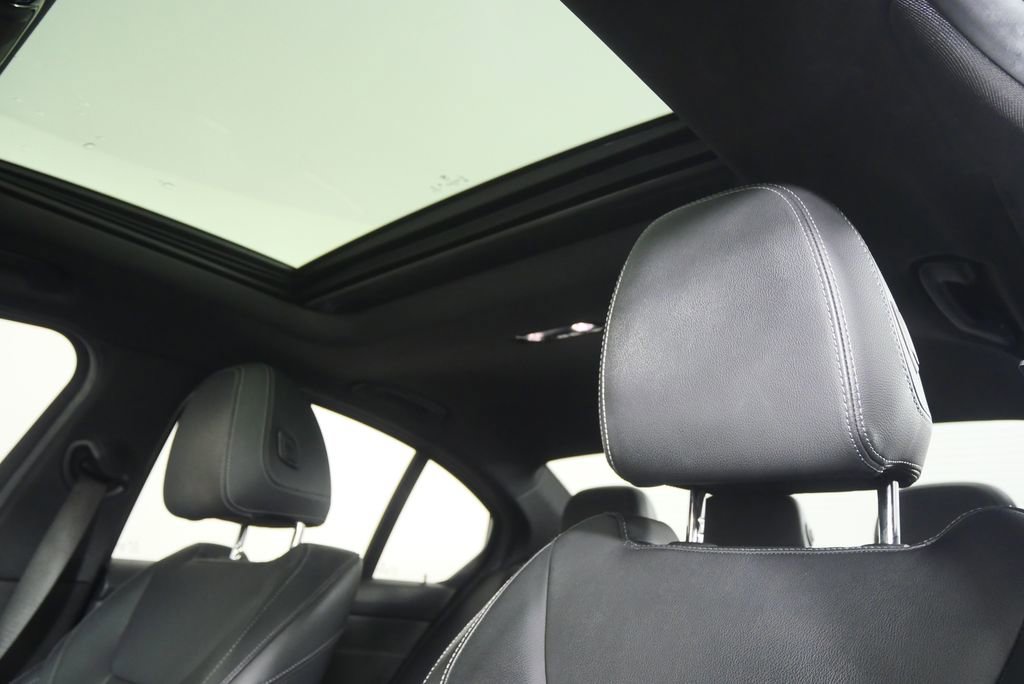 Used 2019 BMW 330i Sedan image 11