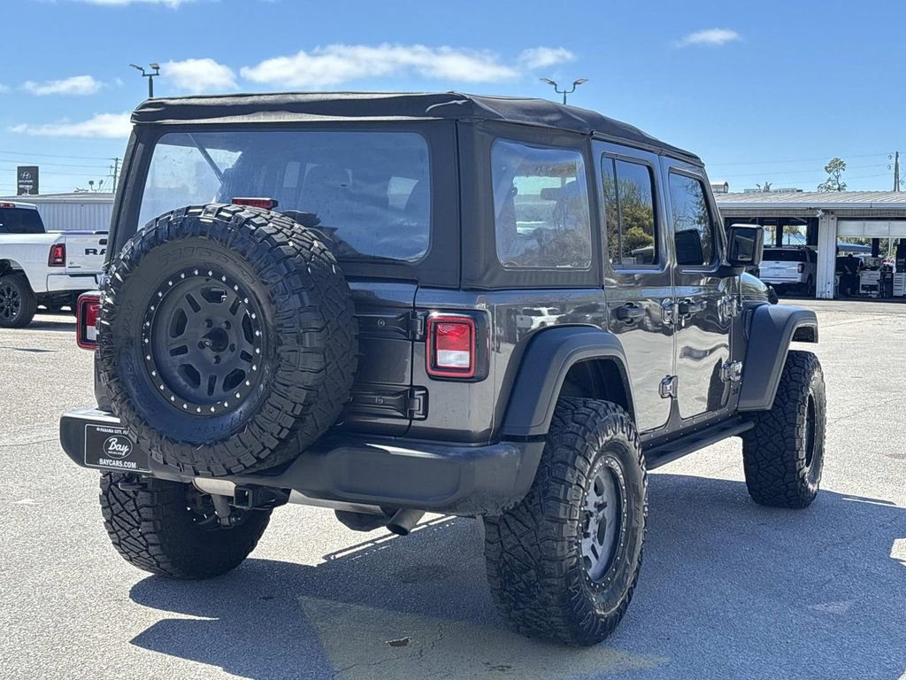 Used 2018 Jeep Wrangler Unlimited Sport image 5