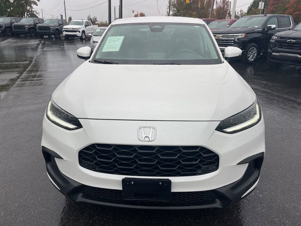 Used 2025 Honda HR-V LX image 8