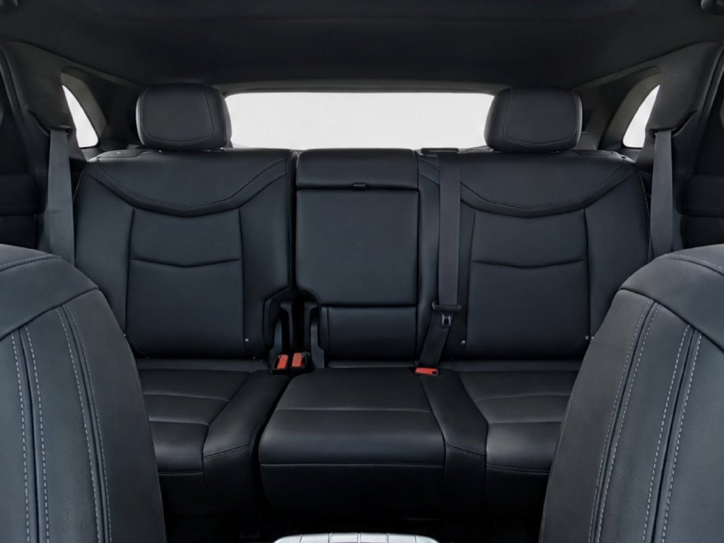 Certified 2023 Cadillac XT5 Premium Luxury w/ LPO, Floor Liner Package AWD/4WD image 19