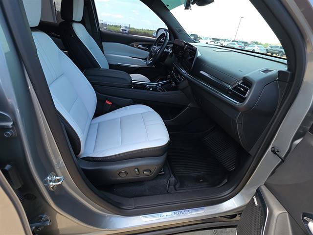 Used 2025 Chevrolet Traverse High Country w/ LPO, Floor Liner Package FWD image 13