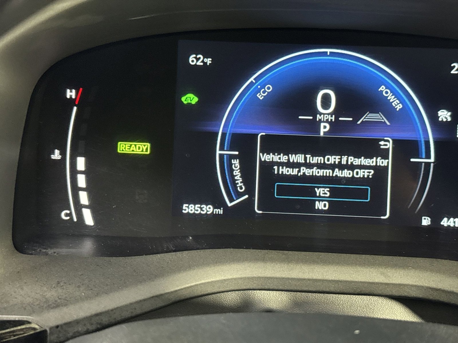 Used 2025 Toyota Camry SE w/ Convenience Package image 20