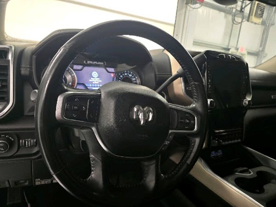 Used 2023 RAM 2500 Laramie AWD/4WD image 14
