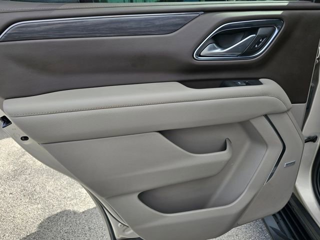 Used 2022 GMC Yukon SLT w/ SLT Premium Package image 21