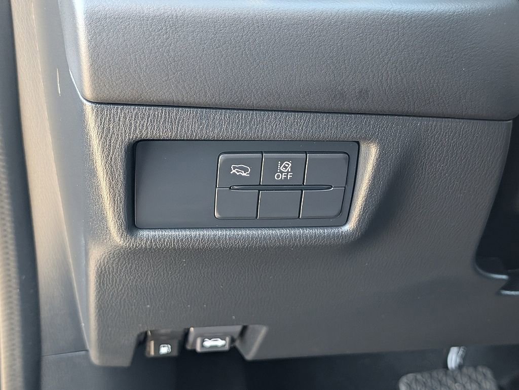 Certified 2023 MAZDA CX-5 Carbon Edition image 27