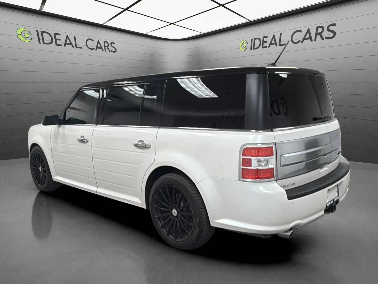 Used 2014 Ford Flex Limited w/ Equipment Group 303A AWD/4WD image 7