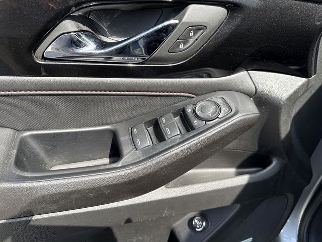 Used 2023 Chevrolet Traverse RS w/ LPO, Floor Liner Package AWD/4WD image 43