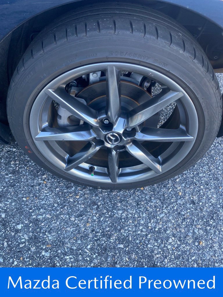 Used 2021 MAZDA MX-5 Miata RF Grand Touring RWD image 9