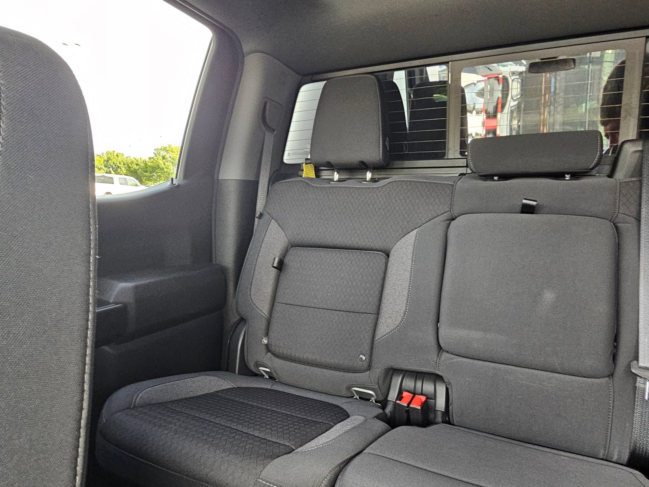 Used 2021 Chevrolet Silverado 1500 LT w/ Safety Package II AWD/4WD image 24