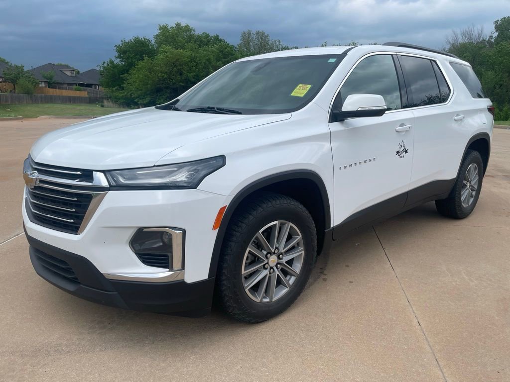 Used 2023 Chevrolet Traverse LT
