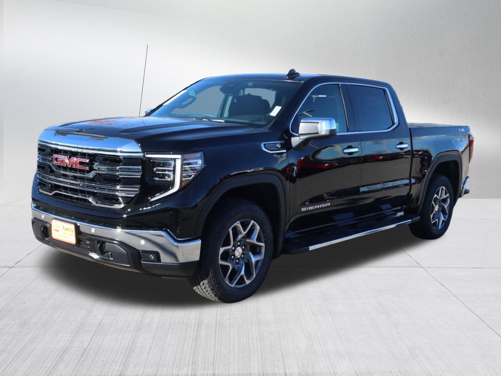 New 2026 GMC Sierra 1500 SLT w/ SLT Premium Plus Package image 3