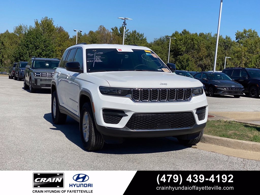 Used 2025 Jeep Grand Cherokee Laredo w/ MOPAR Finishing Package