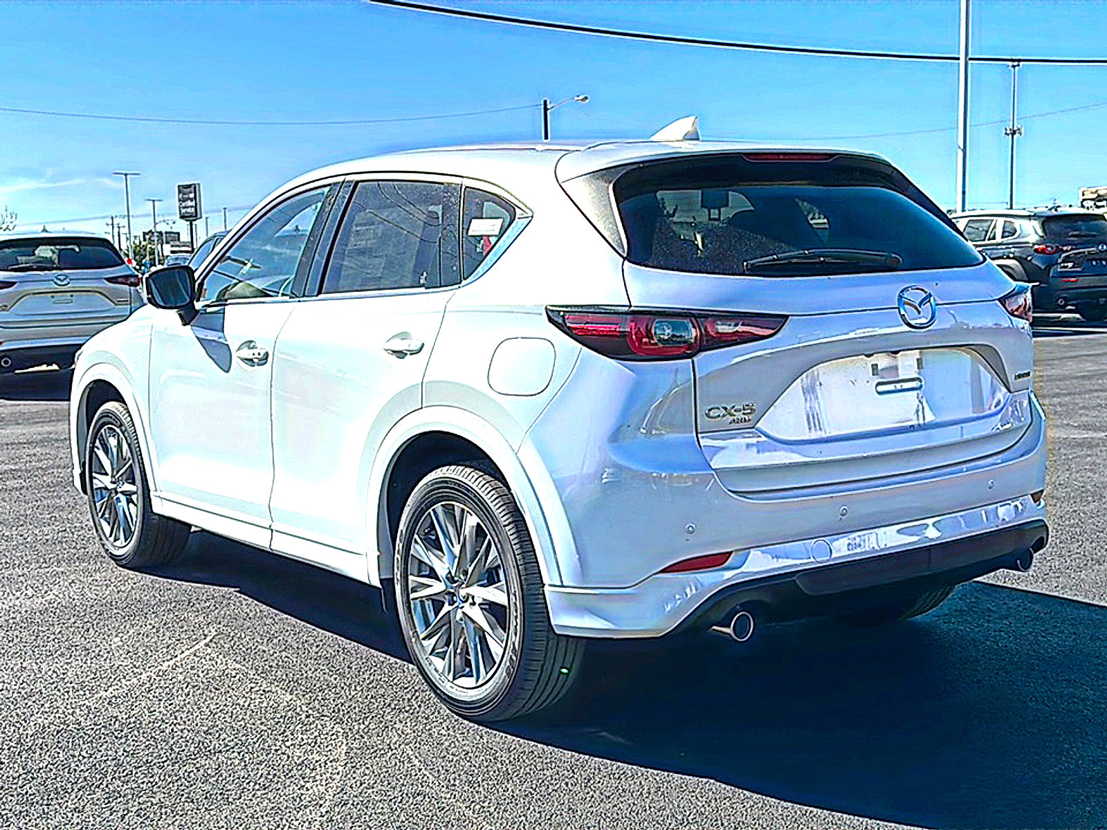 New 2025 MAZDA CX-5 AWD 2.5 S w/ Premium Plus Pkg image 4