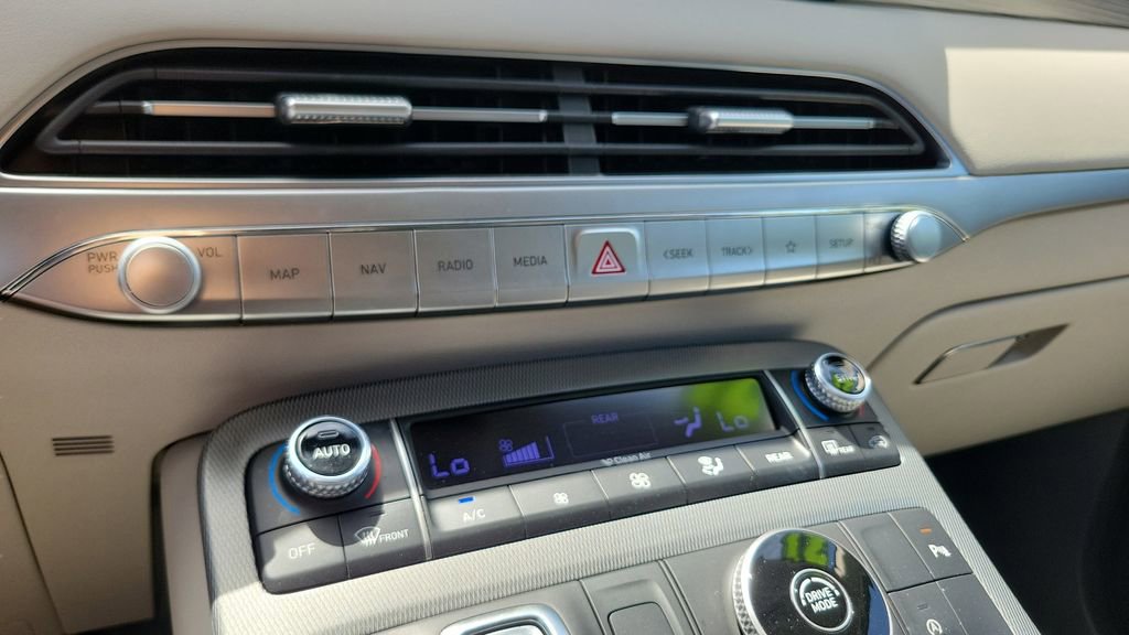 Used 2021 Hyundai Palisade SEL FWD image 19