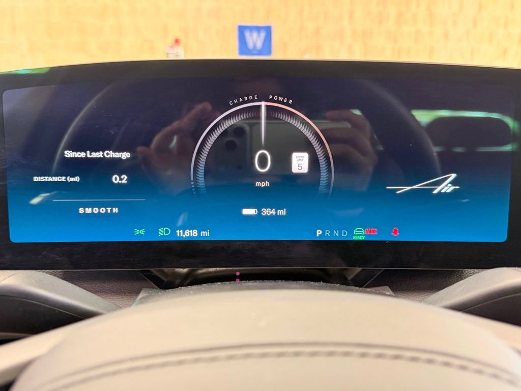 Used 2025 Lucid Air Touring AWD/4WD image 29