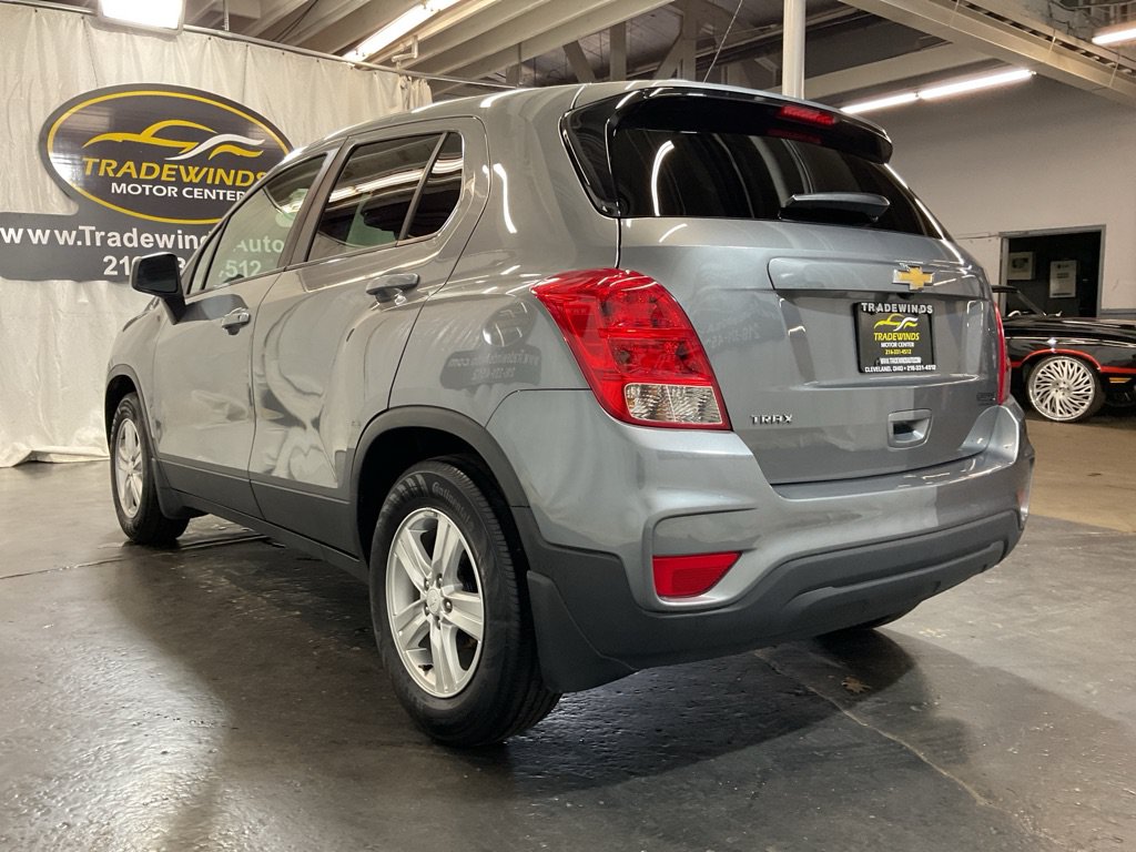 Used 2020 Chevrolet Trax LS w/ Tint and Cruise Package FWD image 6