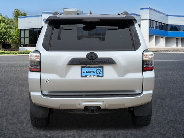 Used 2020 Toyota 4Runner Venture w/ Moonroof Package AWD/4WD image 4