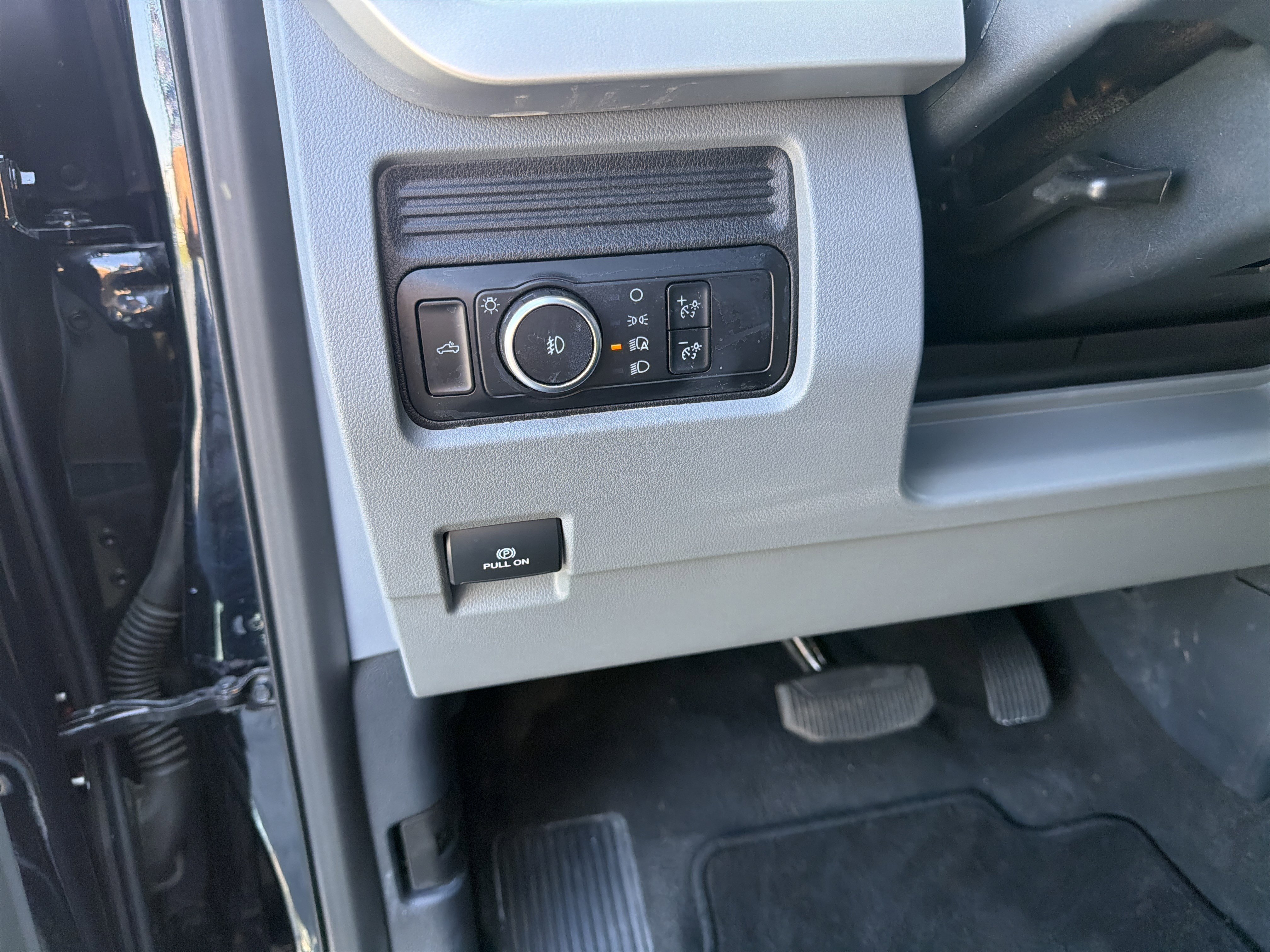 Certified 2025 Ford F250 XLT image 52