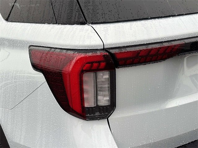 New 2026 Ford Explorer ST-Line w/ ST-Line Street Pack image 12
