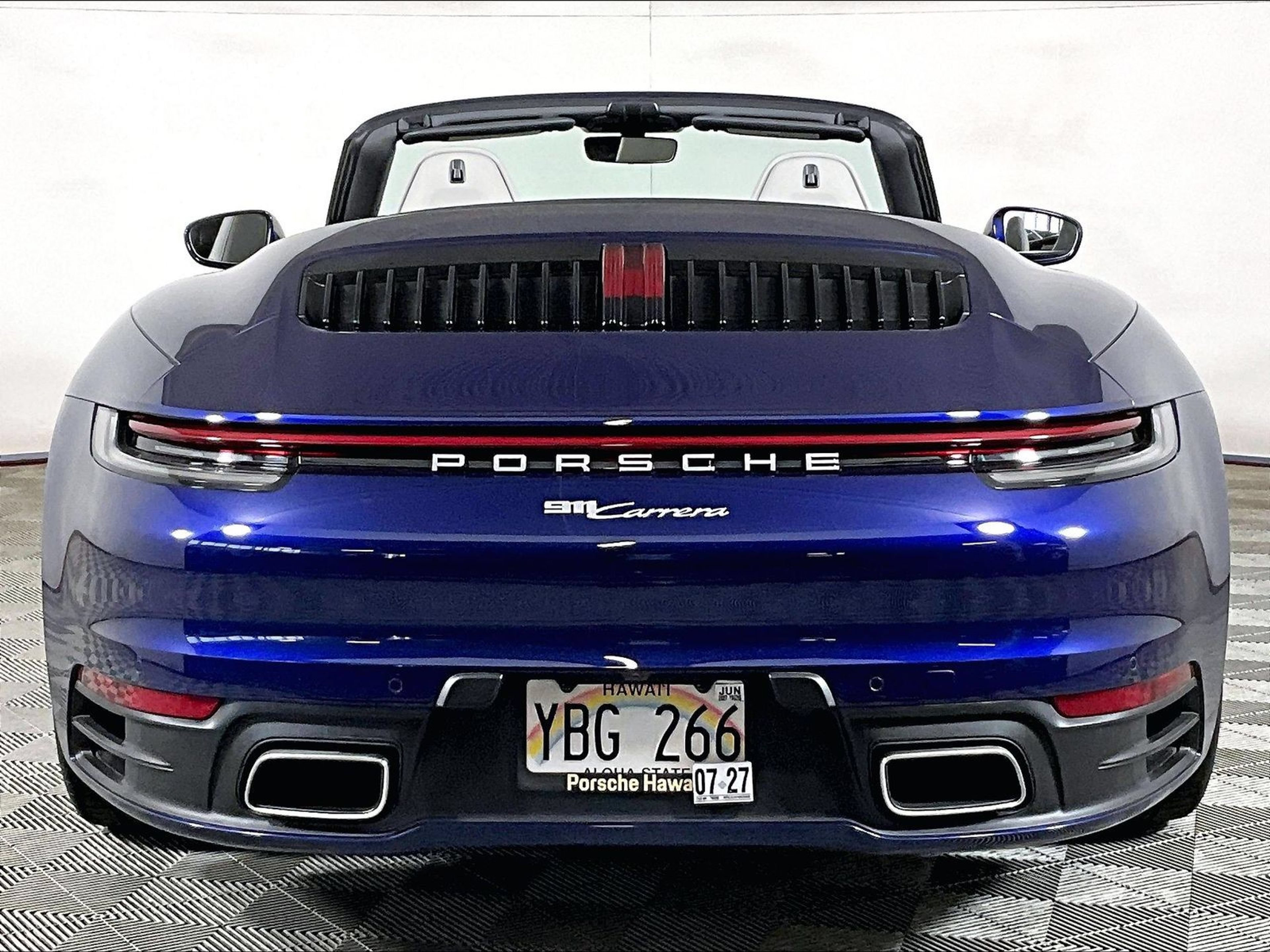 Certified 2022 Porsche 911 Carrera RWD image 10